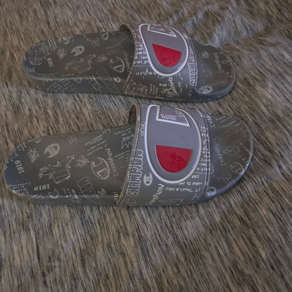 Champion Men’s slides size 12 - Picture 6 of 6
